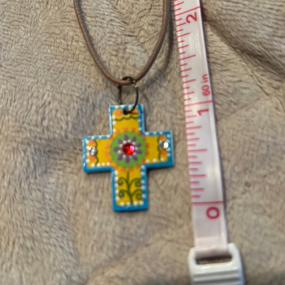 Natural Life Cross necklace. EUC!!